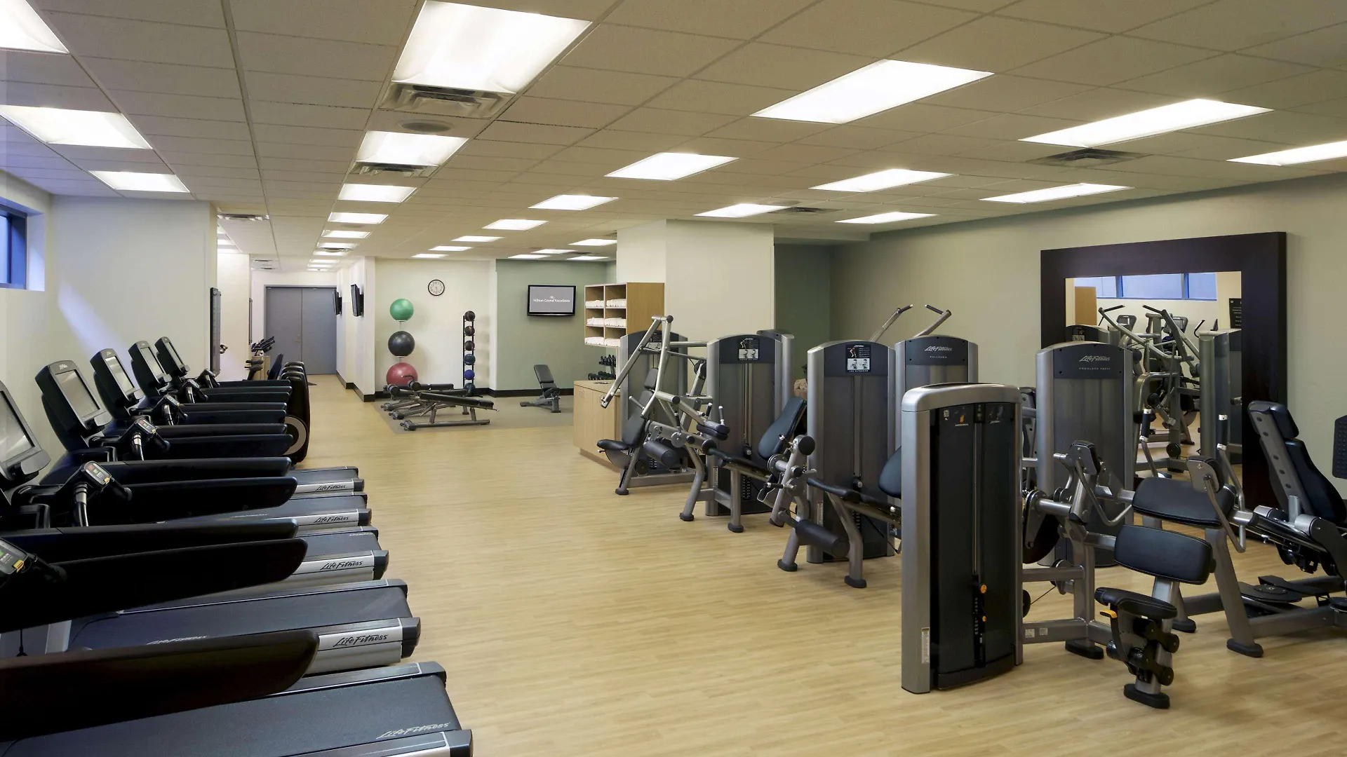 Hilton Grand Vacations Club Elara Center Strip Las Vegas 3*,