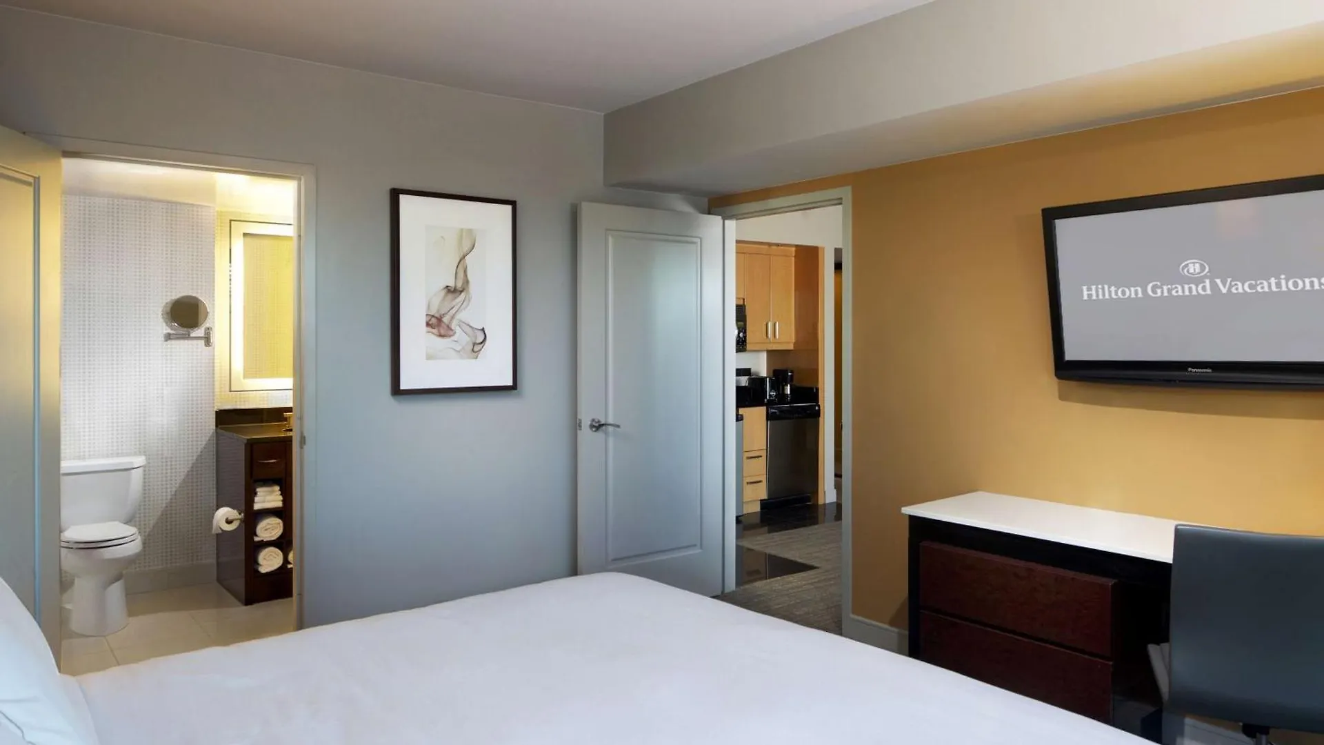 Hilton Grand Vacations Club Elara Center Strip Las Vegas 3*,