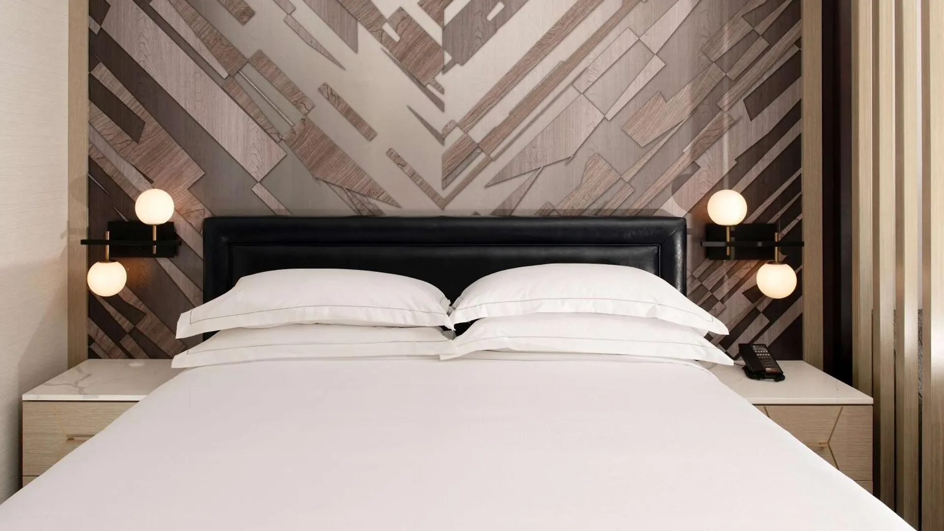 Hilton Grand Vacations Club Elara Center Strip Las Vegas