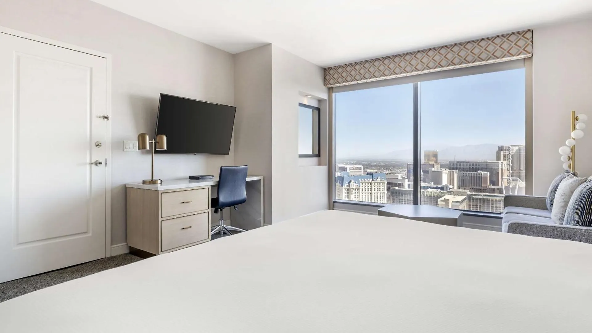 Hilton Grand Vacations Club Elara Center Strip Las Vegas 3*,